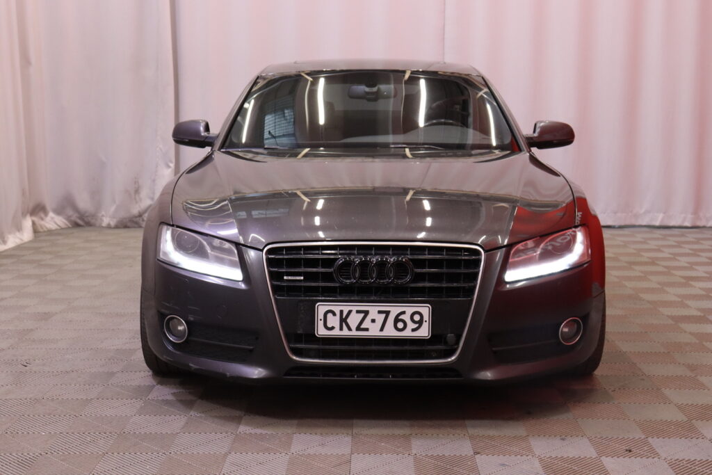 Audi - A5 - A5 Viistoperä (AB) 4ov 2967cm3 A // MYYDÄÄN HUUTOKAUPAT.COM! / S-line / Quattro / P.Tutkat edessä ja takana / Navi / Bi-xenon // Audi - A5 - A5 Viistoperä (AB) 4ov 2967cm3 A // MYYDÄÄN HUUTOKAUPAT.COM! / S-line / Quattro / P.Tutkat edessä ja takana / Navi / Bi-xenon // - Viistoperä