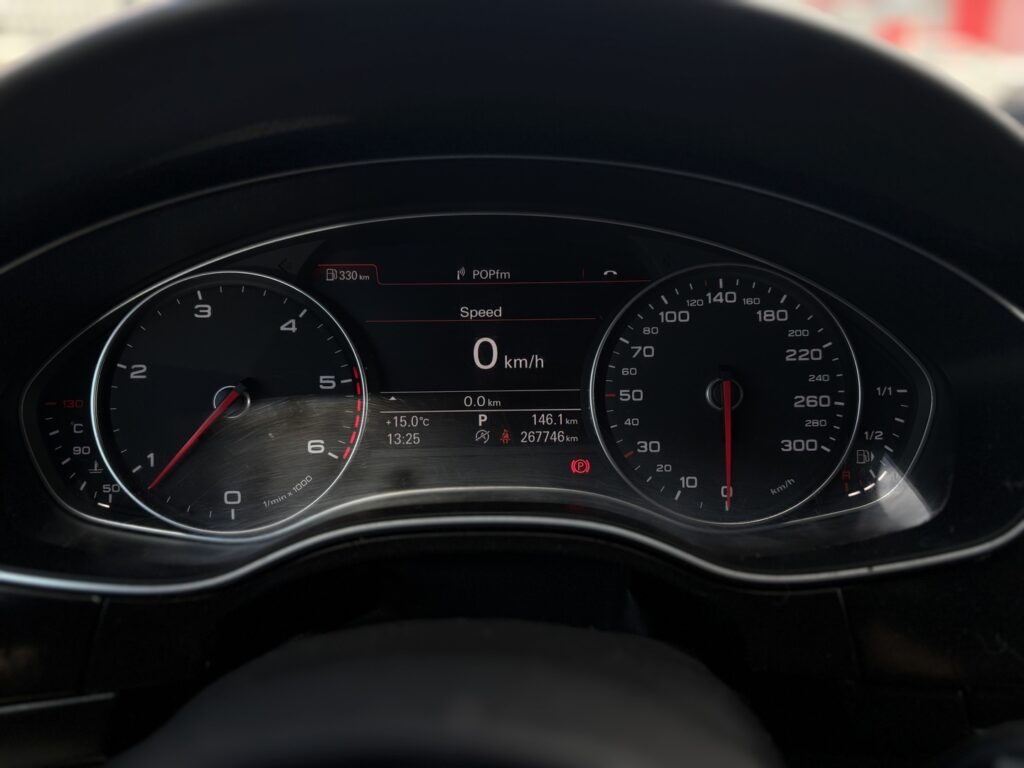 Audi - A6 - Avant Business 3,0 V6 TDI 150 kW quattro S tronic Start-Stop // Webasto / Koukku / Tutkat / Muistipenkit // Audi - A6 - Avant Business 3,0 V6 TDI 150 kW quattro S tronic Start-Stop // Webasto / Koukku / Tutkat / Muistipenkit // - Farmari