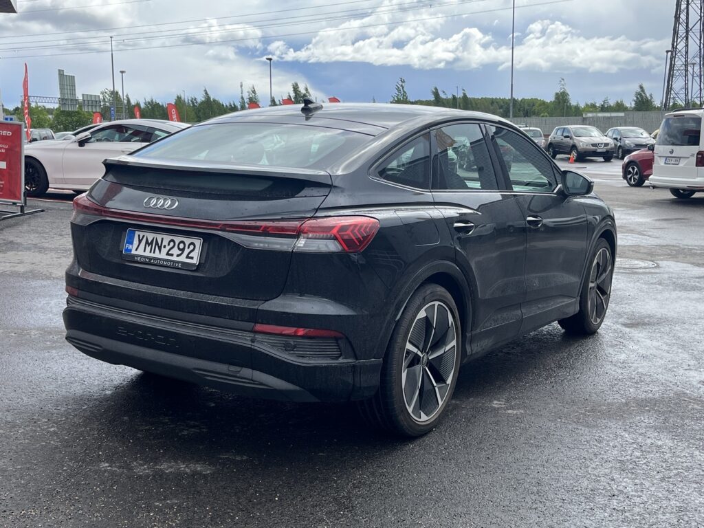 Audi - Q4 e-tron - Edition 40 e-tron Sportback Audi - Q4 e-tron - Edition 40 e-tron Sportback - Maastoauto