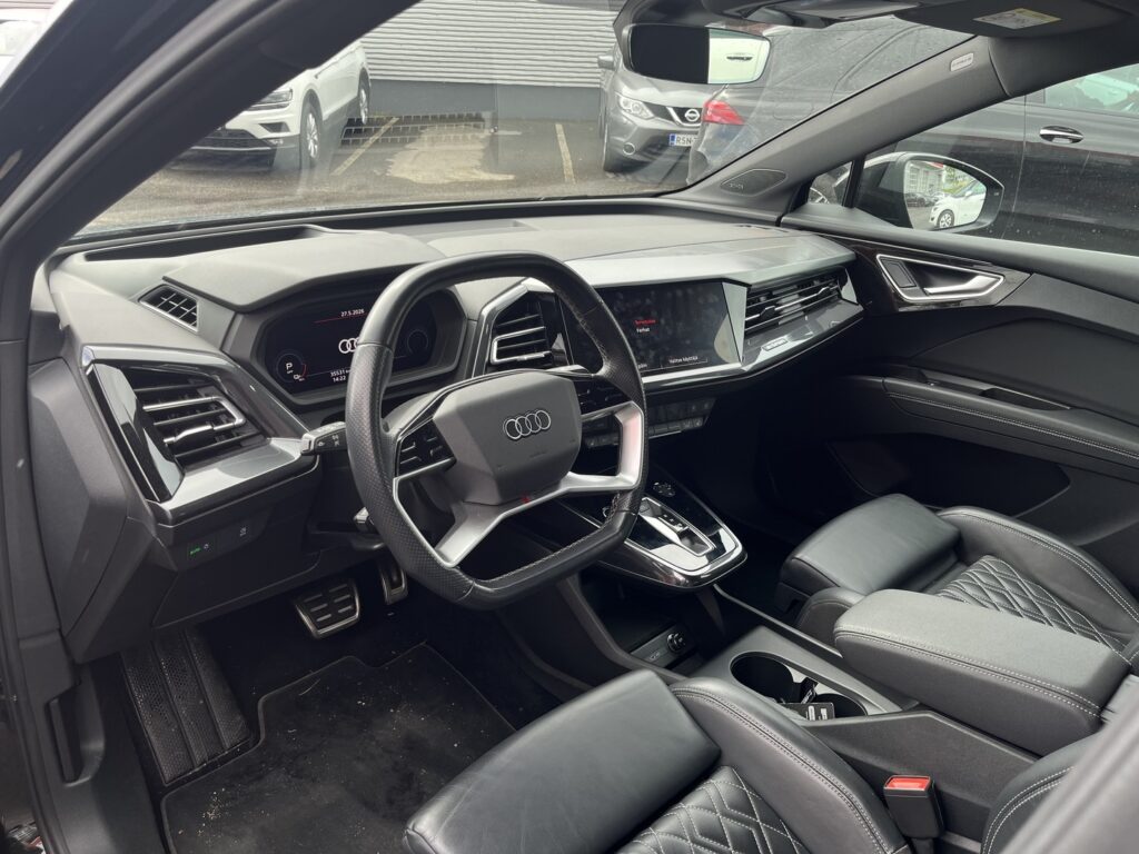 Audi - Q4 e-tron - Edition 40 e-tron Sportback Audi - Q4 e-tron - Edition 40 e-tron Sportback - Maastoauto