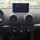Audi - S3 - Sedan 2,0 TFSI 221 kW quattro S tronic - Sedan