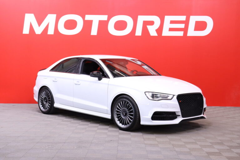 Audi - S3 - Sedan 2,0 TFSI 221 kW quattro S tronic // Rotiform / Lohko / Suomi-auto / B&O / KeylessGo / MMI-Navi / Bluetooth // - Sedan