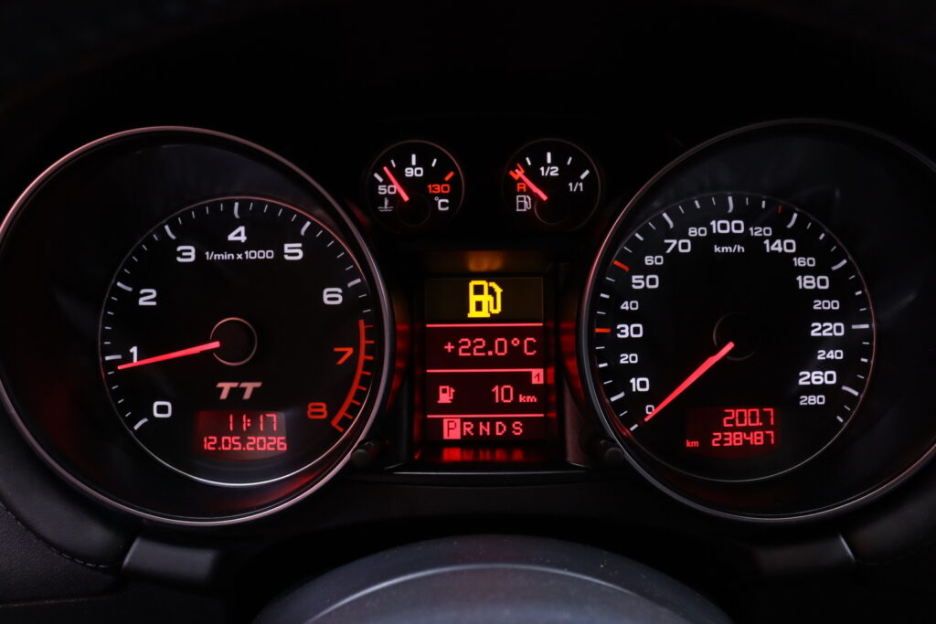 tuotekuva-Audi-TT-CAP-437-2026-05-12-155743-21 tuotekuva-Audi-TT-CAP-437-2026-05-12-155743-21