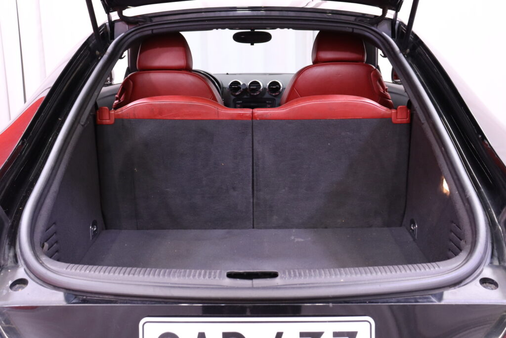 tuotekuva-Audi-TT-CAP-437-2026-05-12-155743-26 tuotekuva-Audi-TT-CAP-437-2026-05-12-155743-26