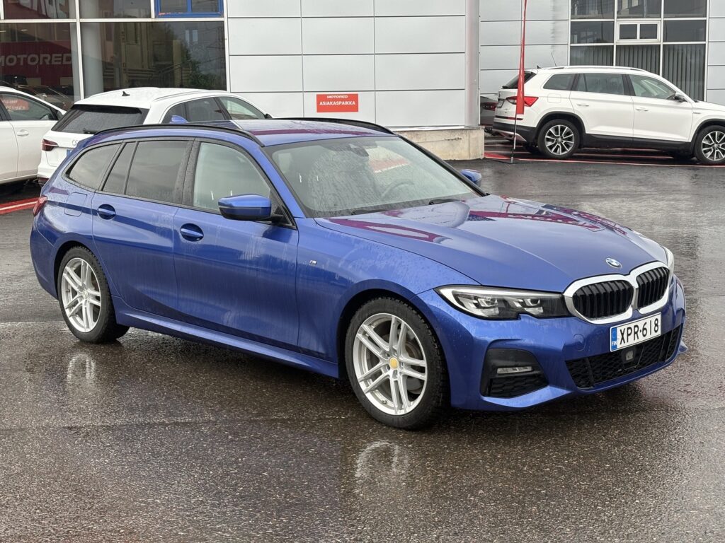 BMW - 320 - G21 Touring 320d A xDrive Business Sport MHEV M Sport - Farmari