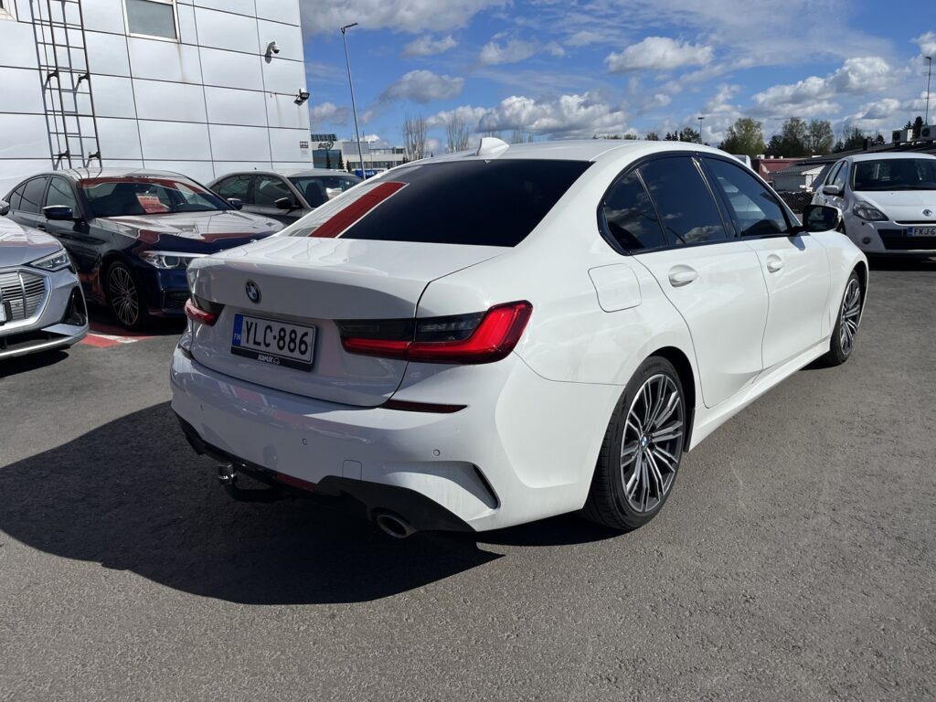 BMW - 320 - G20 Sedan 320d A Launch Edition M Sport BMW - 320 - G20 Sedan 320d A Launch Edition M Sport - Sedan