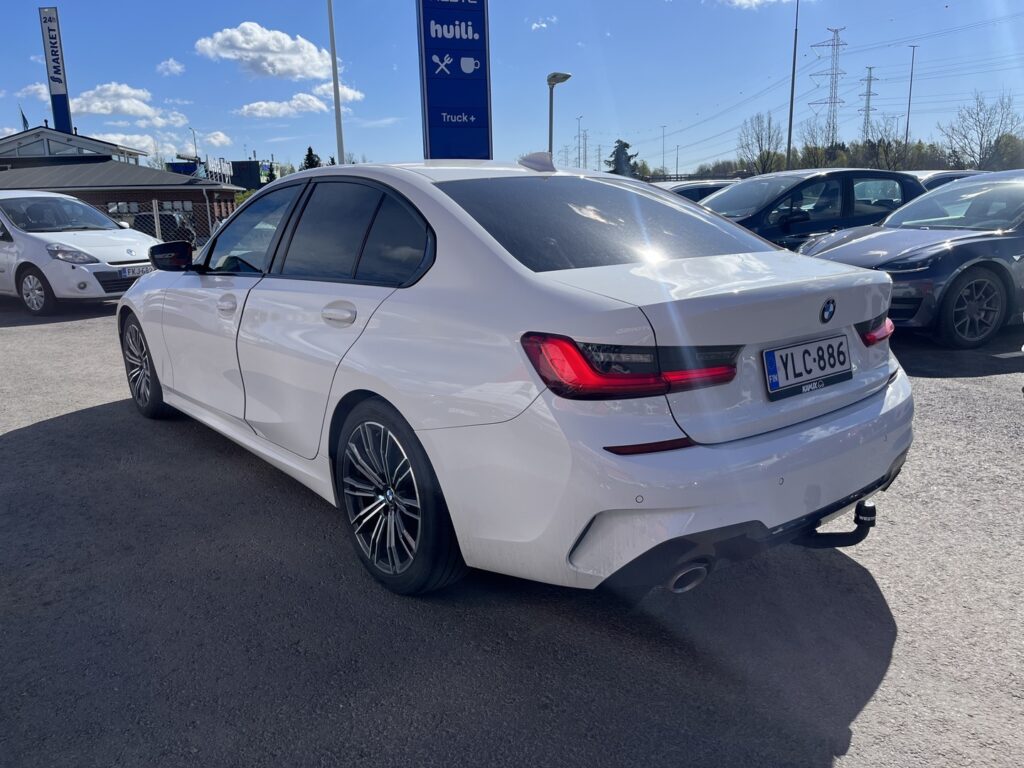 BMW - 320 - G20 Sedan 320d A Launch Edition M Sport BMW - 320 - G20 Sedan 320d A Launch Edition M Sport - Sedan