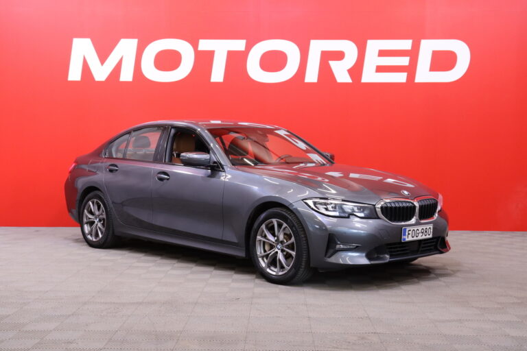BMW - 330 - G20 Sedan 330e A Charged Edition Sport // Sport Line / 1.om Merkkihuollettu / Suomi-auto / ACC / Sporttipenkit / Nahat - Sedan