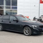 BMW - 330 - G21 LCI Touring 330e xDrive A Charged Edition - Farmari