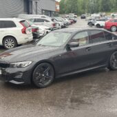 BMW - 330 - G20 Charged Edition M Sport - Sedan