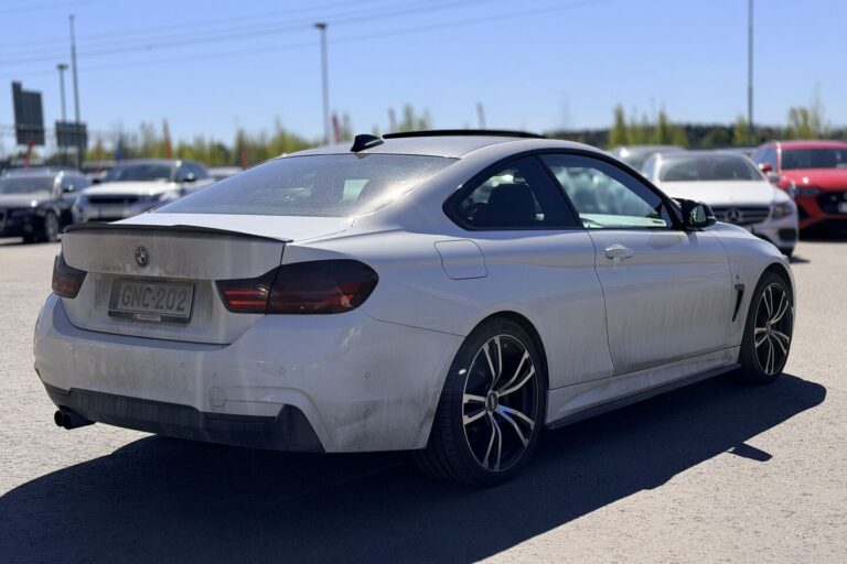 BMW - 428 - F32 Coupe 428i A xDrive Business M Sport - Coupe