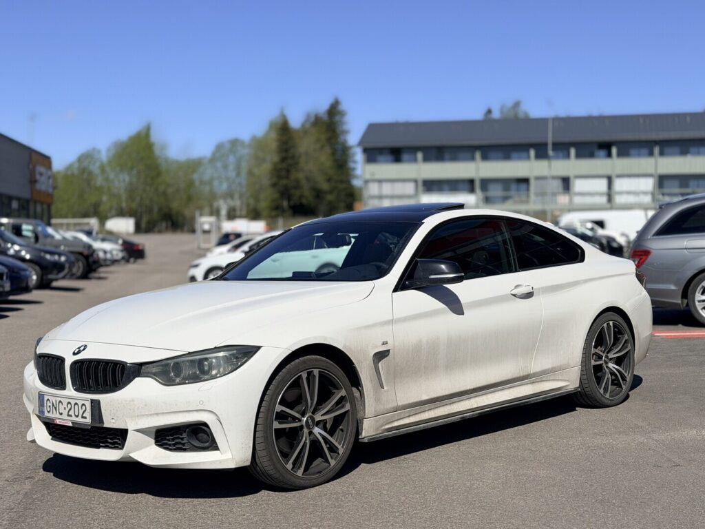 BMW - 428 - F32 Coupe 428i A xDrive Business M Sport - Coupe