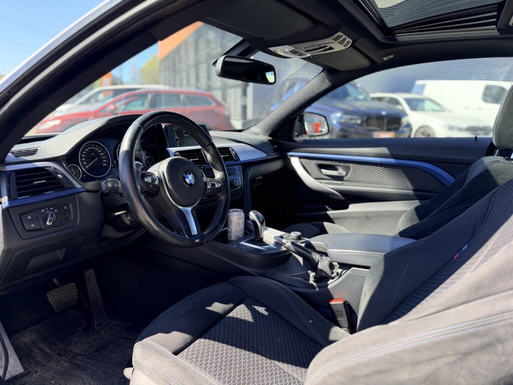 BMW - 428 - F32 Coupe 428i A xDrive Business M Sport BMW - 428 - F32 Coupe 428i A xDrive Business M Sport - Coupe