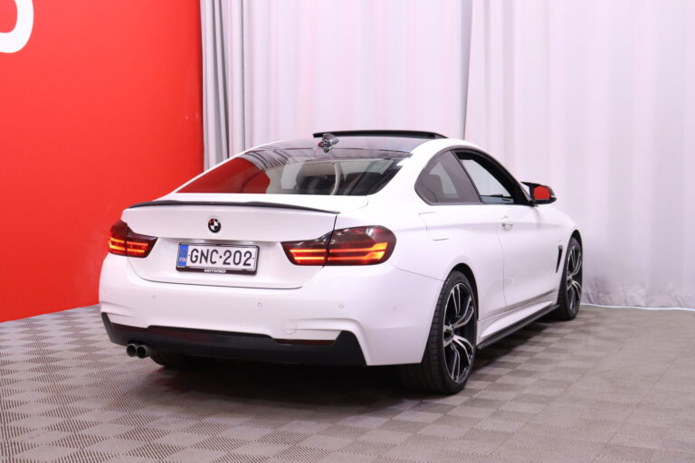 BMW - 428 - F32 Coupe 428i A xDrive Business M Sport - Coupe