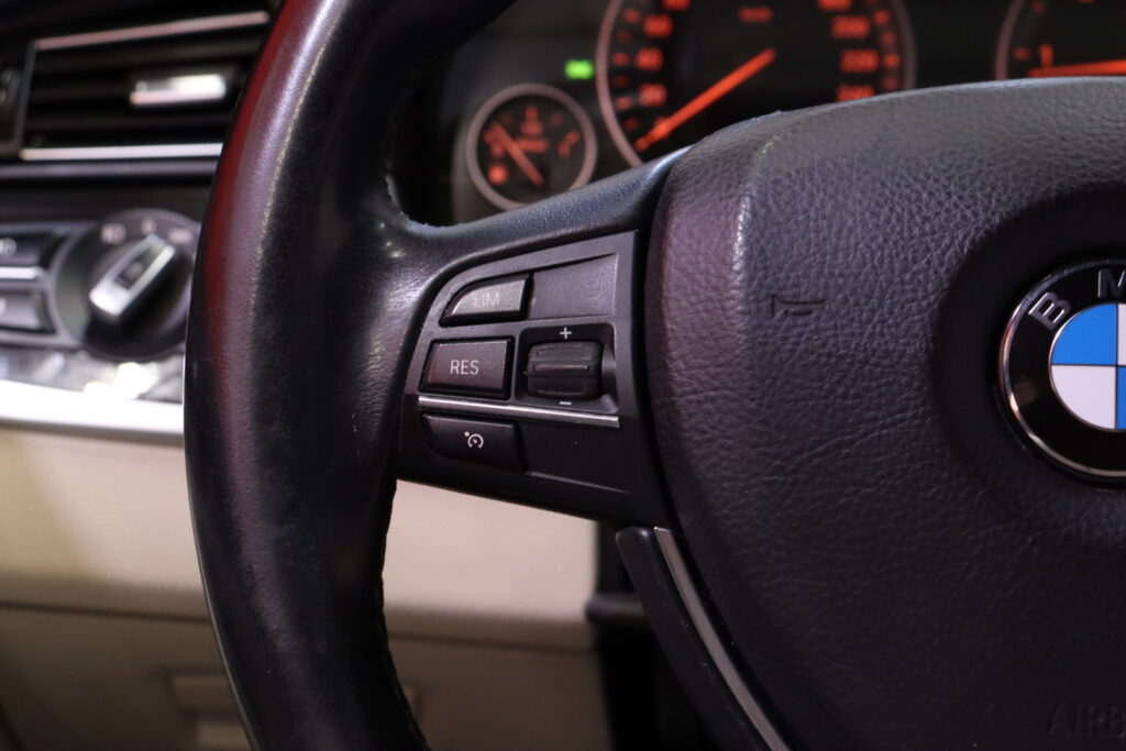 tuotekuva-BMW-525-ITZ-214-2026-05-19-170102-17 tuotekuva-BMW-525-ITZ-214-2026-05-19-170102-17