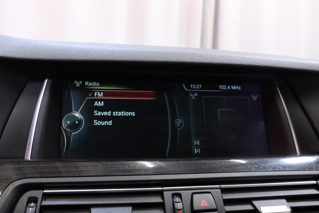 tuotekuva-BMW-525-ITZ-214-2026-05-19-170102-21 tuotekuva-BMW-525-ITZ-214-2026-05-19-170102-21