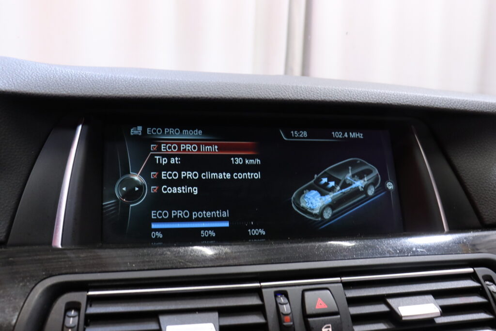 tuotekuva-BMW-525-ITZ-214-2026-05-19-170102-26 tuotekuva-BMW-525-ITZ-214-2026-05-19-170102-26