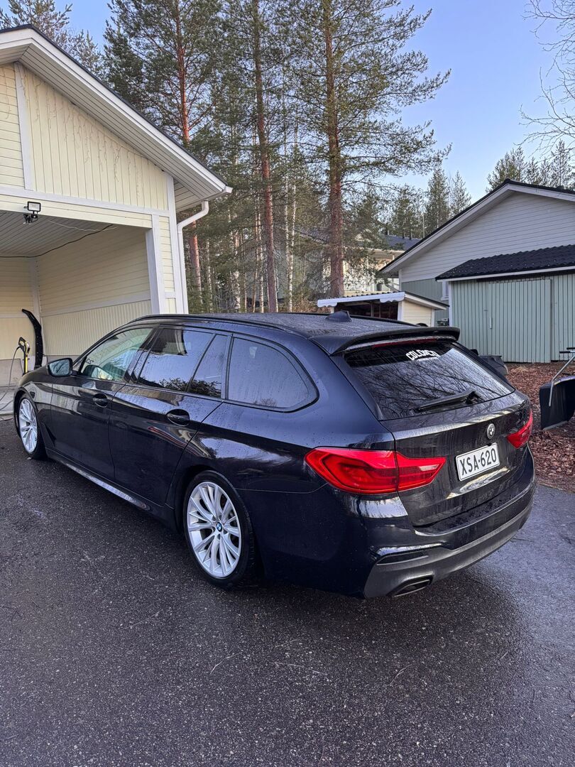 BMW - 540 - G31 Touring xDrive Business M Sport BMW - 540 - G31 Touring xDrive Business M Sport - Farmari