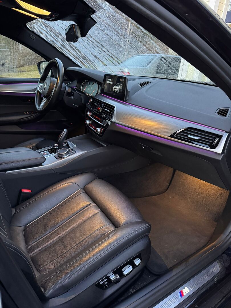 BMW - 540 - G31 Touring xDrive Business M Sport BMW - 540 - G31 Touring xDrive Business M Sport - Farmari