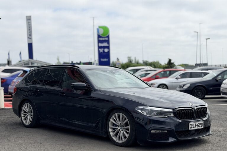 BMW - 540 - G31 Touring xDrive Business M Sport - Farmari