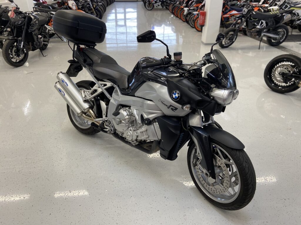 BMW - K - 1200 R // BOS / ABS / ESA / Takalaukku // BMW - K - 1200 R // BOS / ABS / ESA / Takalaukku // - Moottoripyörä