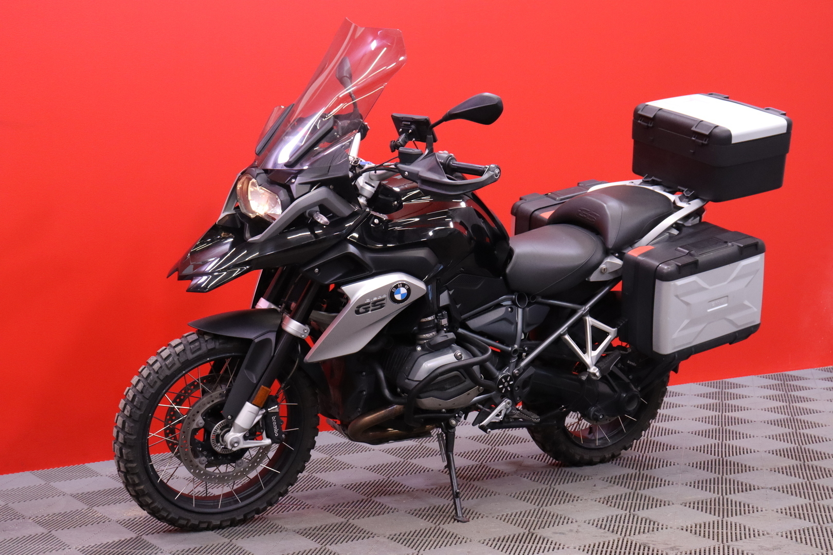 BMW - R - 1200 GS // Triple Black / Navi / ESA / Uudet renkaat! / Sifter pro / Ajotilat pro // - Moottoripyörä