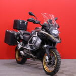 BMW - R - 1250 GS Adventure // 2x Laukut / Dynamic ESA / Shifter PRO / Keyless / Driving modes PRO / Vakkari // - Moottoripyörä