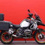 BMW - R - 1250 GS Adventure // 2x Laukut / Dynamic ESA / Shifter PRO / Keyless / Driving modes PRO / Vakkari // - Moottoripyörä