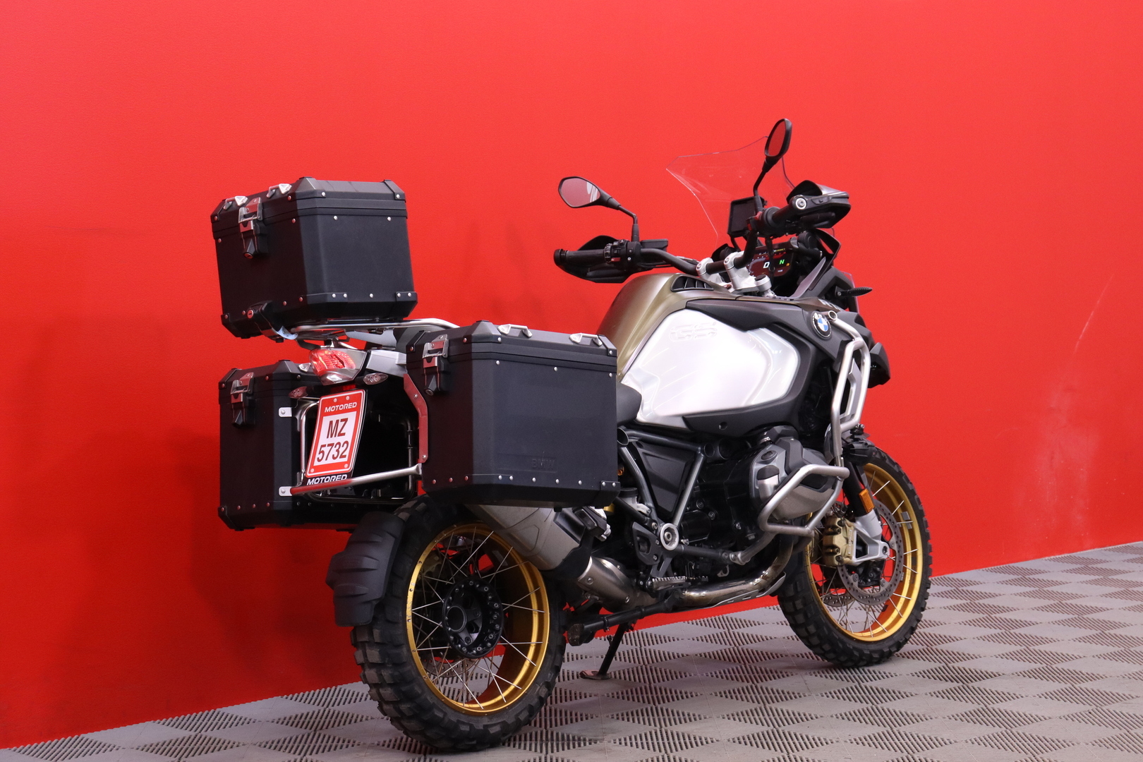 BMW - R - 1250 GS Adventure // 2x Laukut / Dynamic ESA / Shifter PRO / Keyless / Driving modes PRO / Vakkari // - Moottoripyörä