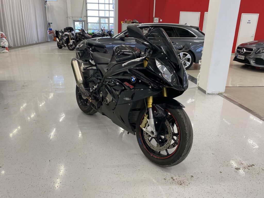 BMW - S - 1000RR // Juuri saapunut! // - Moottoripyörä