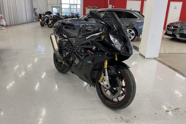 BMW - S - 1000RR // Juuri saapunut! // - Moottoripyörä