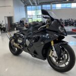 BMW - S - 1000RR  // Akrapovic Kokoputkisto / Shifter / Kaatumatapit // - Moottoripyörä
