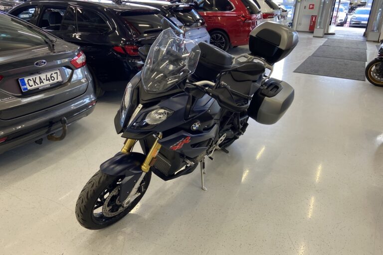 BMW - S - 1000XR // 1-om / 3x-laukut / Huoltokirja // - Moottoripyörä