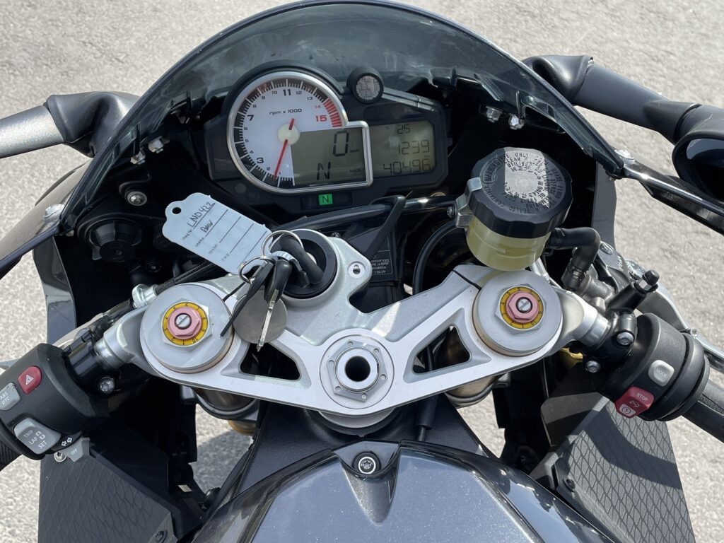 BMW - S - 1000RR // Juuri saapunut! / Akrapovic / Shifter // BMW - S - 1000RR // Juuri saapunut! / Akrapovic / Shifter // - Moottoripyörä
