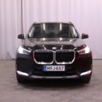 BMW - X1 - U11 25e xDrive Charged Edition / 1-Om. Merkkihuollettu Suomi-auto / ACC / Harman&Kardon / Muistipenkki hieronnalla / Koukku / - Maastoauto