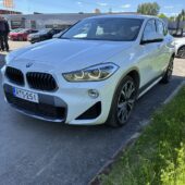 BMW - X2 - F39 sDrive 18d A Business M sport X / / Magmarot Nahat Muistilla / H&K / HUD / Panorama / Comfort access - Maastoauto