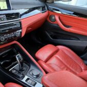 BMW - X2 - F39 sDrive 18d A Business M sport X / / Magmarot Nahat Muistilla / H&K / HUD / Panorama / Comfort access - Maastoauto