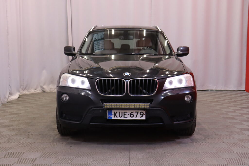 BMW - X3 - xDRIVE20d Farmari // MYYDÄÄN HUUTOKAUPAT.COM! / Vakkari / Vetokoukku / Prof. Navi / Sporttipenkit / Bluetooth // BMW - X3 - xDRIVE20d Farmari // MYYDÄÄN HUUTOKAUPAT.COM! / Vakkari / Vetokoukku / Prof. Navi / Sporttipenkit / Bluetooth // - Farmari