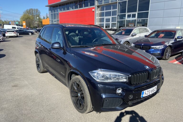 BMW - X5 - F15 xDrive40e A / M-Sport / - Maastoauto