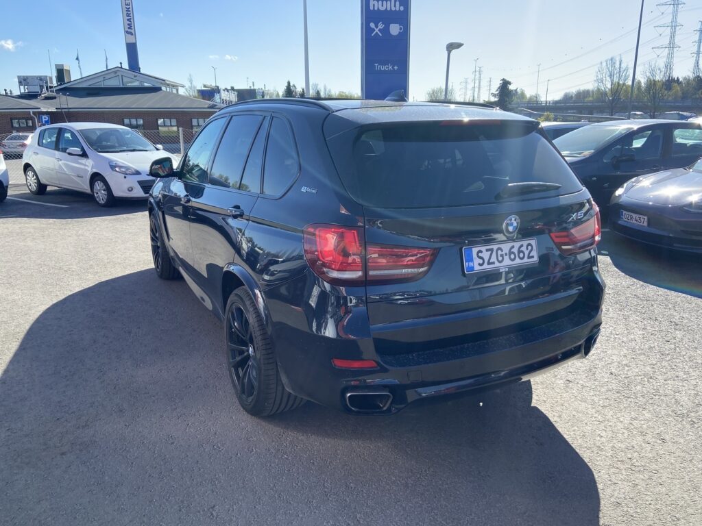BMW - X5 - F15 xDrive40e A / M-Sport / BMW - X5 - F15 xDrive40e A / M-Sport / - Maastoauto