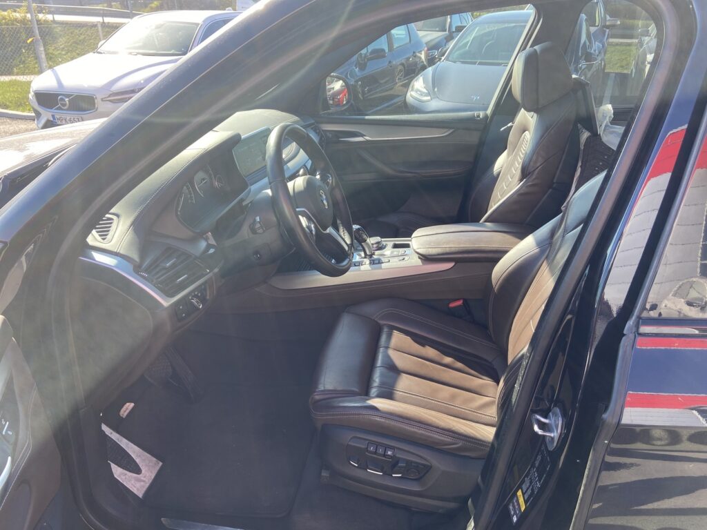 BMW - X5 - F15 xDrive40e A / M-Sport / BMW - X5 - F15 xDrive40e A / M-Sport / - Maastoauto