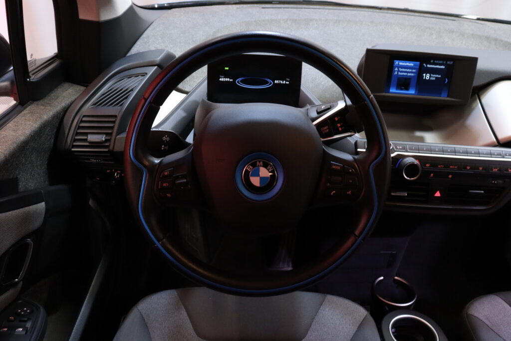 BMW - i3 - s 120 Comfort / ILP / Pikalataus / Navi / Advanced / Vakkari // BMW - i3 - s 120 Comfort / ILP / Pikalataus / Navi / Advanced / Vakkari // - Viistoperä