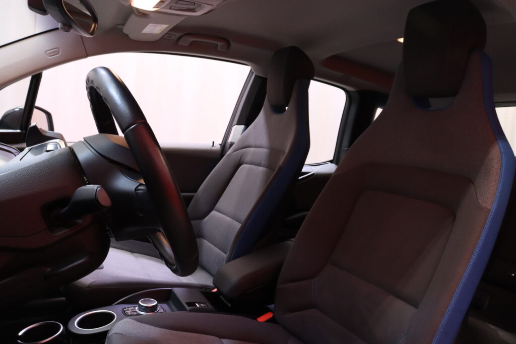 BMW - i3 - s 120 Comfort / ILP / Pikalataus / Navi / Advanced / Vakkari // BMW - i3 - s 120 Comfort / ILP / Pikalataus / Navi / Advanced / Vakkari // - Viistoperä