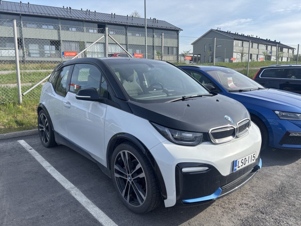 BMW - i3s - s 120 BMW - i3s - s 120 - Viistoperä