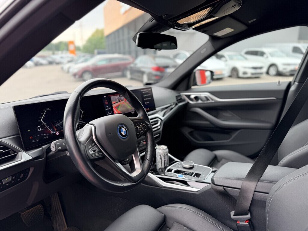 BMW - i4 - eDrive40 BMW - i4 - eDrive40 - Sedan