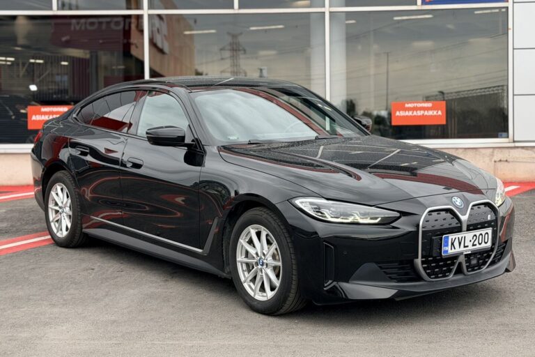 BMW - i4 - eDrive40 - Sedan