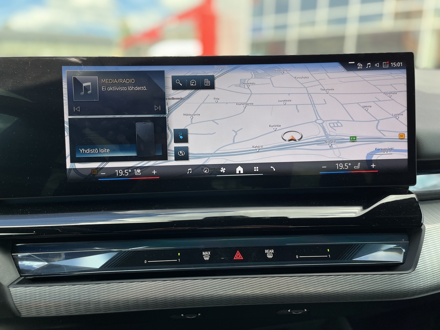 BMW - i5 - G60 xDrive40 M Sport // Bowers & wilkins / DAP / Adapt. LED / Vetokoukku / Kamera / 2x renkaat ja vanteet / - Sedan