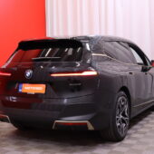 BMW - iX - xDrive 40 // Laser / Sky Lounge / H&K / DAP / 360 / HUD / Hieronta / Muistipenkit / Comfort access // - Maastoauto