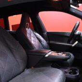 BMW - iX - xDrive 40 // Laser / Sky Lounge / H&K / DAP / 360 / HUD / Hieronta / Muistipenkit / Comfort access // - Maastoauto
