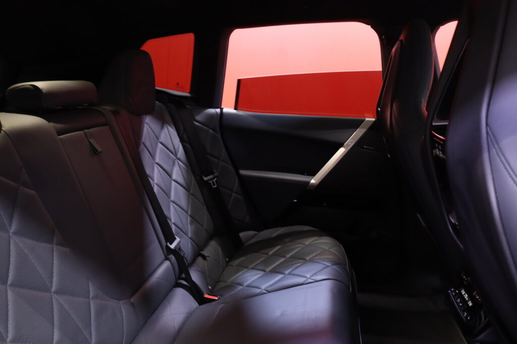 tuotekuva-BMW-iX-RXT-529-2026-05-15-092103-16 tuotekuva-BMW-iX-RXT-529-2026-05-15-092103-16